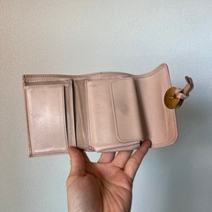 クロエの財布の画像