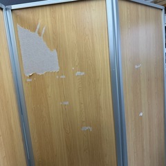 パーテーション 裏面傷めくれありの画像
