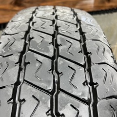 タイヤ2本の画像