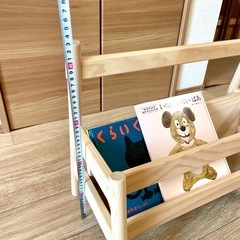 絵本ラックの画像