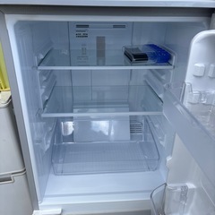 シャープ　SJ-D14F-S 137ℓ 冷凍冷蔵庫2020年製の画像
