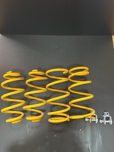サクシード　プロボックス　リフトアップコイルショック延長ブラケットSet