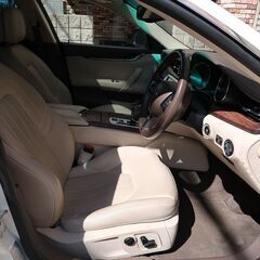 検査9年3月クアトロポルテ サンルーフ/サッビアレザーシート/ナビ/地デジ/バックカメラ/4席シートヒーター/パワートランク/前後センサー/ETCの画像