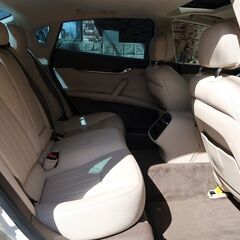 検査9年3月クアトロポルテ サンルーフ/サッビアレザーシート/ナビ/地デジ/バックカメラ/4席シートヒーター/パワートランク/前後センサー/ETCの画像