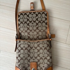 coachショルダーバッグの画像