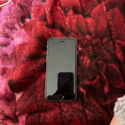 iPhone  SE2世代