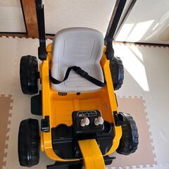 【新品同様】子供用電動乗用　ショベルカーRA‐EXCA　の画像
