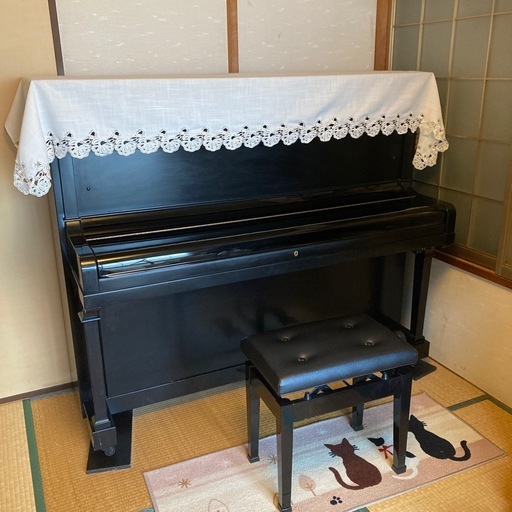 アップライトピアノ