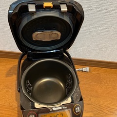 炊飯器　象印　　ジャンク品の画像