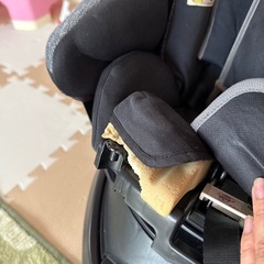 回転式便利ですapricaチャイルドシートの画像