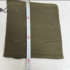ネックウォーマー　グリーン　カーキ　フリースの画像