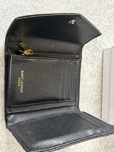 イブサンローラン財布