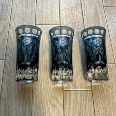 美品★深青色の江戸切子（えどきりこ）のグラス3個セットの画像