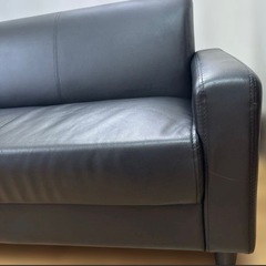 無料！2人掛けブラックレザー調ソファーの画像