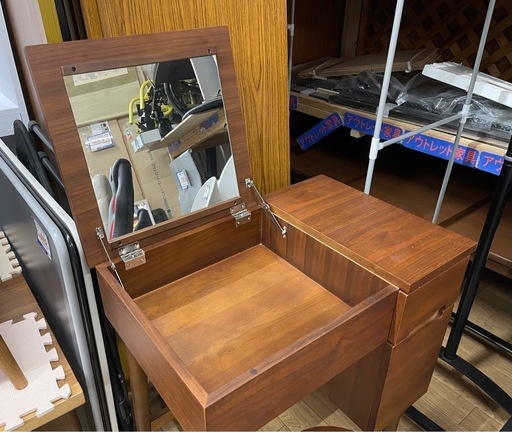 ドレッサー イスあり 木製 やや傷みあり 中古