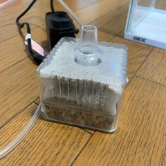 蓋付き水槽  縦20✖️横幅40✖️高さ28の画像