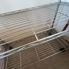 4段スチールラックの画像