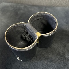 YSLイブ・サンローラン メイクブラシ入れの画像