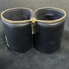 YSLイブ・サンローラン メイクブラシ入れの画像