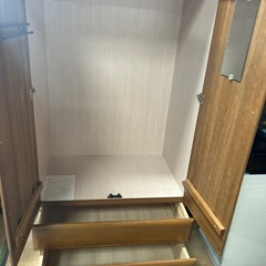 洋服ダンスの画像