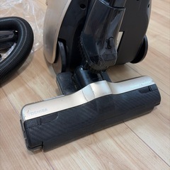 話し中TOSHIBA掃除機の画像