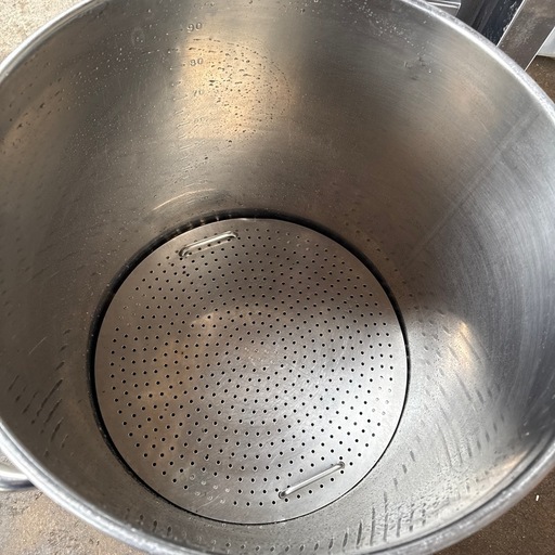 業務用 ステンレス製 寸胴鍋 51cm 90L  ステンレス製スープサポーター付 蓋無し 業務用 ステンレス製 寸胴鍋 51cm 90L ステンレス製スープサポーター付
