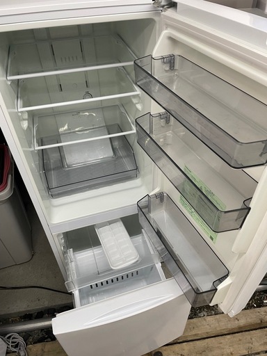 22年製　TOSHIBA 冷蔵庫　153L GR-T15BS RZ
