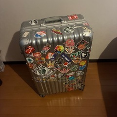 キャリーケースの画像