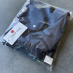 (新品未使用)テーパードパンツの画像