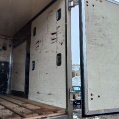 軽トラック 箱 三扉 物置小屋にの画像