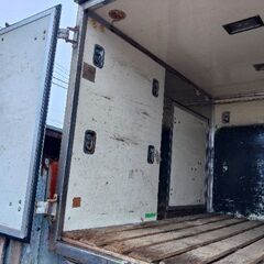 軽トラック 箱 三扉 物置小屋にの画像