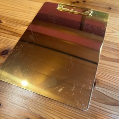 クリップボード ゴールドの画像