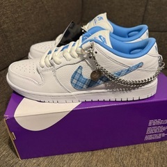 NIKE SB DUNK LOW PRO Nicole Hauseの画像