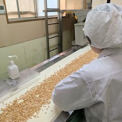 平日週3★9-16時★車通勤可★ピーナッツ煎大豆の選別の画像
