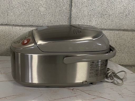 ?ZOJIRUSHI IH炊飯器③ 美品 早い者勝ち ¥6000?