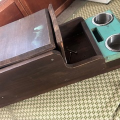 ハイエースセンターコンソールの画像