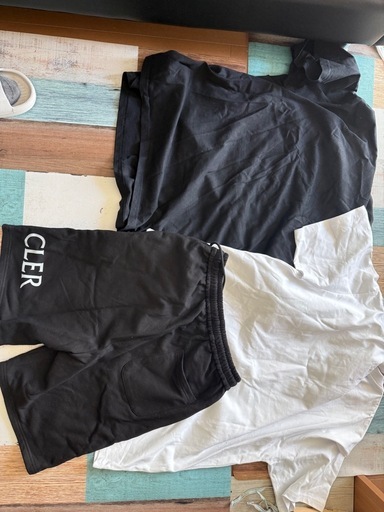 モンクレールMONCLER半袖TシャツハーフパンツサイズL３点セット