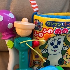 一歳半〜ベビー　おもちゃ　知育　やりたい放題　指先の発達　　ぼーねるんどの画像