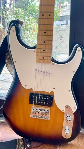 【値下げ中】【美品】【Squier】エレキギター