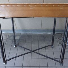 ワゴン・組み立て式・販促用品の画像