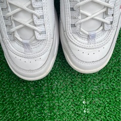 フィラ スニーカーの画像