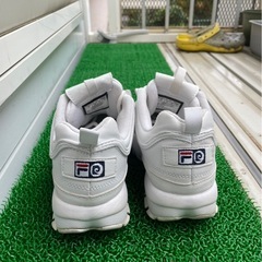 フィラ スニーカーの画像