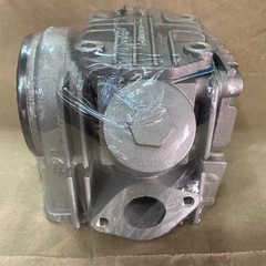 モンキー シャリー カブ シリンダーヘッド新品の画像