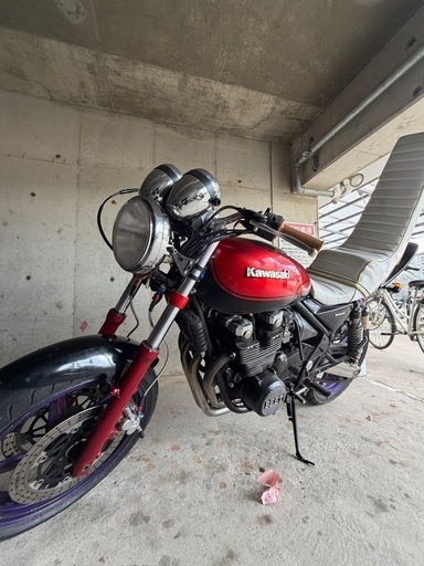 ゼファーχ ゼファー400 火の玉カラー (小坂蓮太郎) 伊川谷のカワサキの