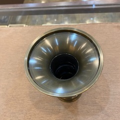 仏具　真鍮 花立 5寸  マット 付きの画像