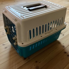 ペット用クレートお譲りします
の画像