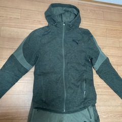 PUMA ジャージ上下の画像