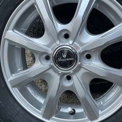 軽自動車スタッドレスタイヤの画像