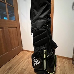 アディダス　キャディーバック
の画像