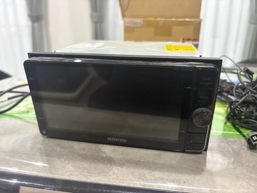 KENWOOD MDV-Z700W